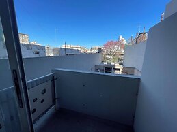 Modern Studio With Balcony in the Heart of Buenos Aires