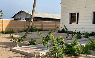 Wavecrest Beach Hotel & Resort