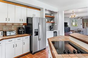 Paradise Villas & Vacations