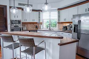 Paradise Villas & Vacations