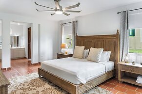 Paradise Villas & Vacations