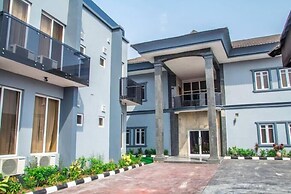 DeGrosvenor Hotel and Suites Lagos