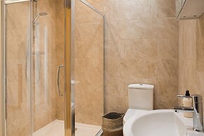 Discovery Barn Luxury 2 BD Conversion