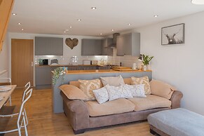 Discovery Barn Luxury 2 BD Conversion