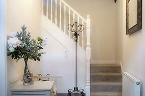 Charming 2 BD House in Tewkesbury Centre
