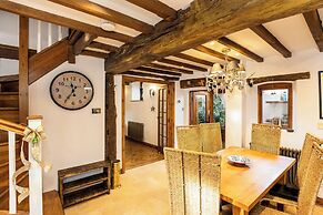 Granary Cottage - Luxury Barn Conversion