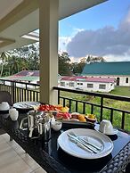 Yvon's Tropical Villa