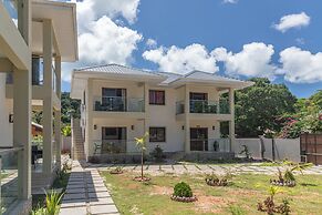 Yvon's Tropical Villa
