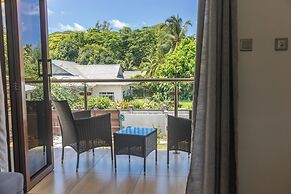 Yvon's Tropical Villa