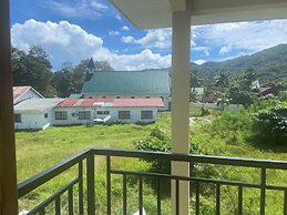 Yvon's Tropical Villa