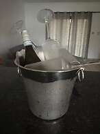 Yvon's Tropical Villa