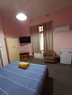 Peterborough Hotel