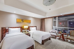 YUN-RAY AMBASSADOR HOTEL