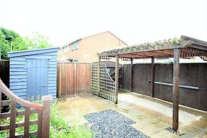 Whitley Bay - Sleeps 6 - Refurbished Throughout