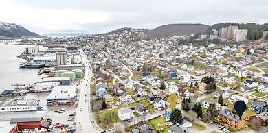 Arctic Apartment Modern 3-bed House in Tromso
