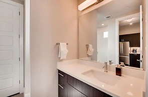 Capital View Condos Downtown Austin 