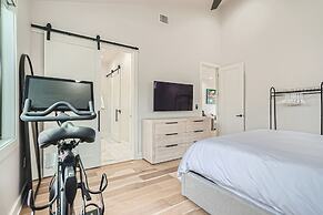 Grand Oasis Ar E.Austin W/Pool