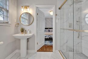 Southern Serenity + 3Br Stylish Memphis Oasis