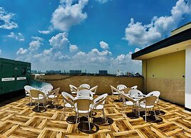 The Grand Oasis Hotel & Resort