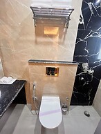 The Grand Oasis Hotel & Resort