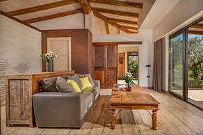 Villa Pineta 6 Emma Villas