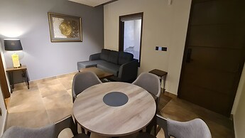 Pinnacle Executive Lodges