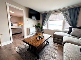 Saratoga Lakeside Retreat