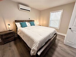 Saratoga Lakeside Retreat