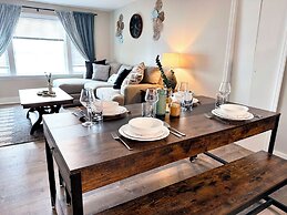 Saratoga Lakeside Retreat