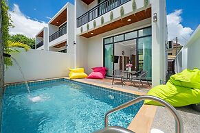 Sleek & Private Pool 2BR Villa Twiky