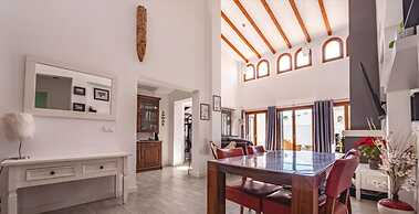 Luxury Villa With Private Pool