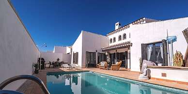 Luxury Villa With Private Pool