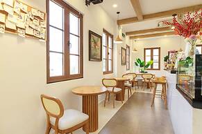 Lotus Home Corner & Rooftop