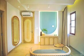 Lotus Home Corner & Rooftop