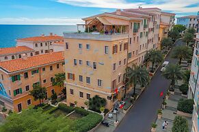 Lotus Home Corner & Rooftop