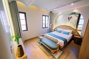 Lotus Home Corner & Rooftop