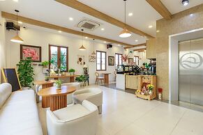 Lotus Home Corner & Rooftop