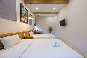 Lotus Home Corner & Rooftop