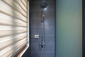 Lotus Home Corner & Rooftop