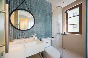 Lotus Home Corner & Rooftop