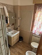 la villetta fiera airport