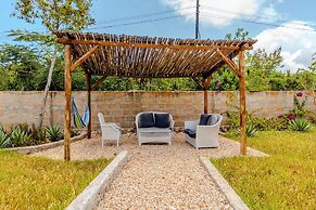 Zaria Garden Bungalow