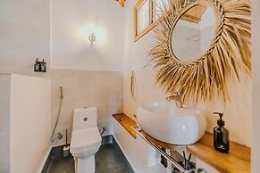 Zaria Garden Bungalow