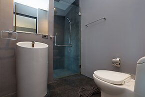 Designer 4BR Pool Villa Gentle Breeze