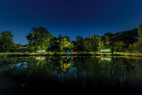 Secret Waterside Lodges in Worcestershire