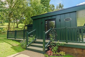 Secret Waterside Lodges in Worcestershire