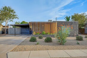 Chandler Home 7 Blocks to Dtwn w/ Backyard Oasis!