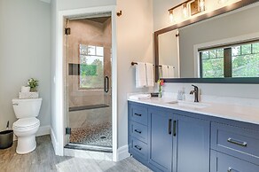 Cottage on Crooked River w/ Dock + Slip!