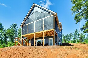 Hot Tub & Dock: Lakefront Connelly Springs Escape