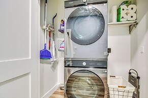 Hot Tub & Dock: Lakefront Connelly Springs Escape